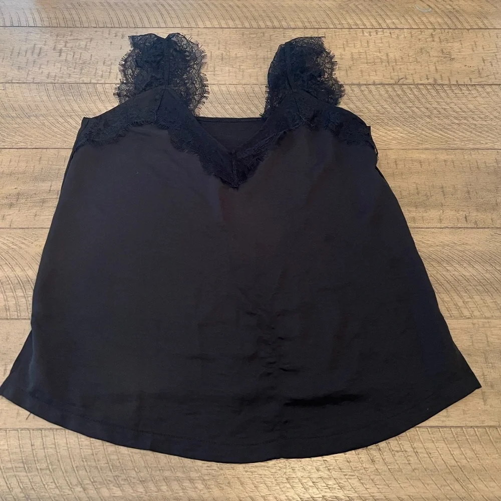 Black Lace Tank Top - Picture 1 of 3